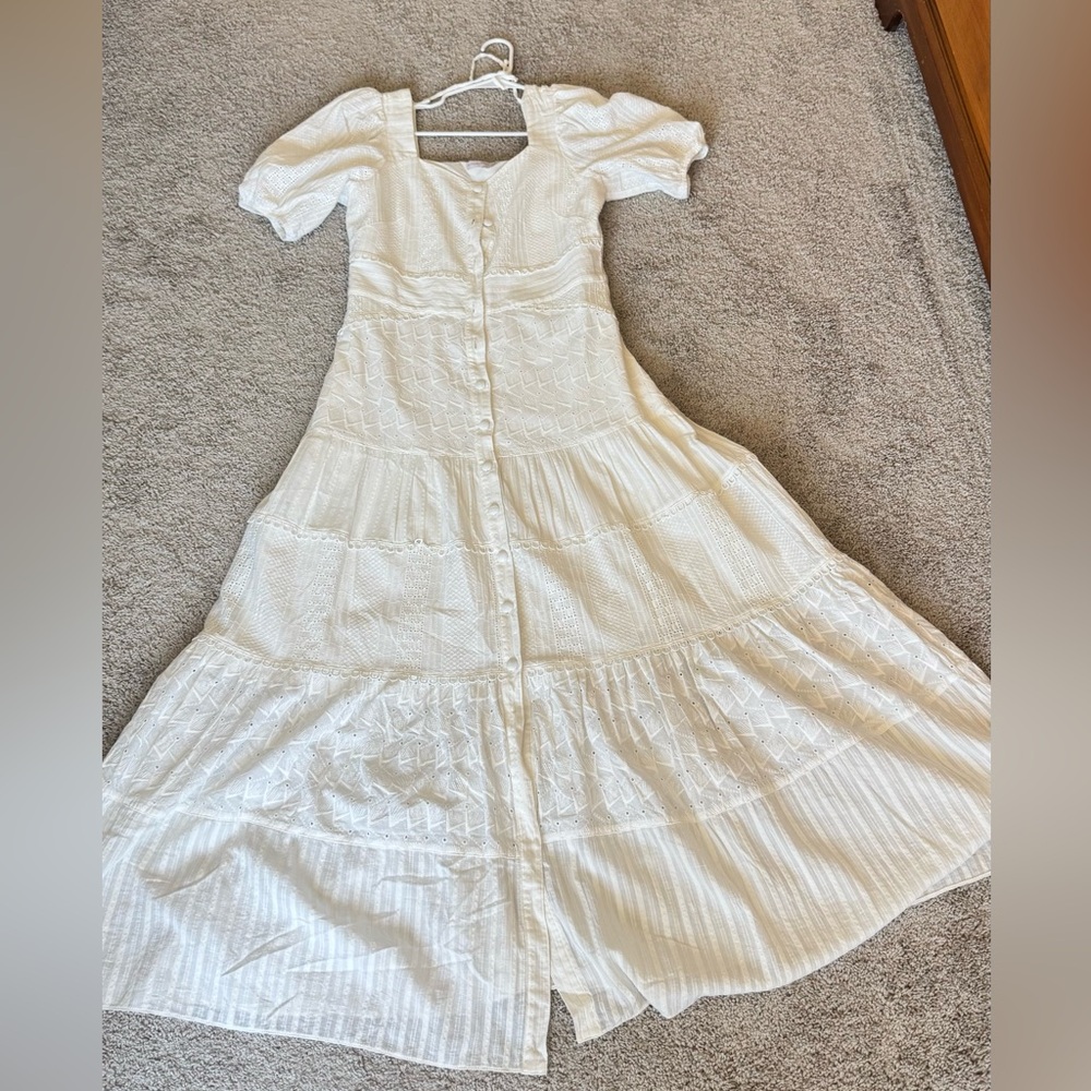Elegant White Maxi Dress